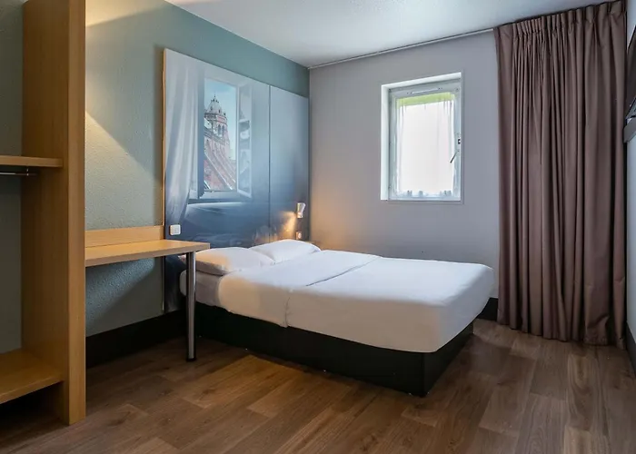 B&B HOTEL Strasbourg Nord Artisans